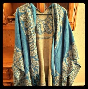 **FINAL MARKDOWN** Boho coverup 💗🌸🦋